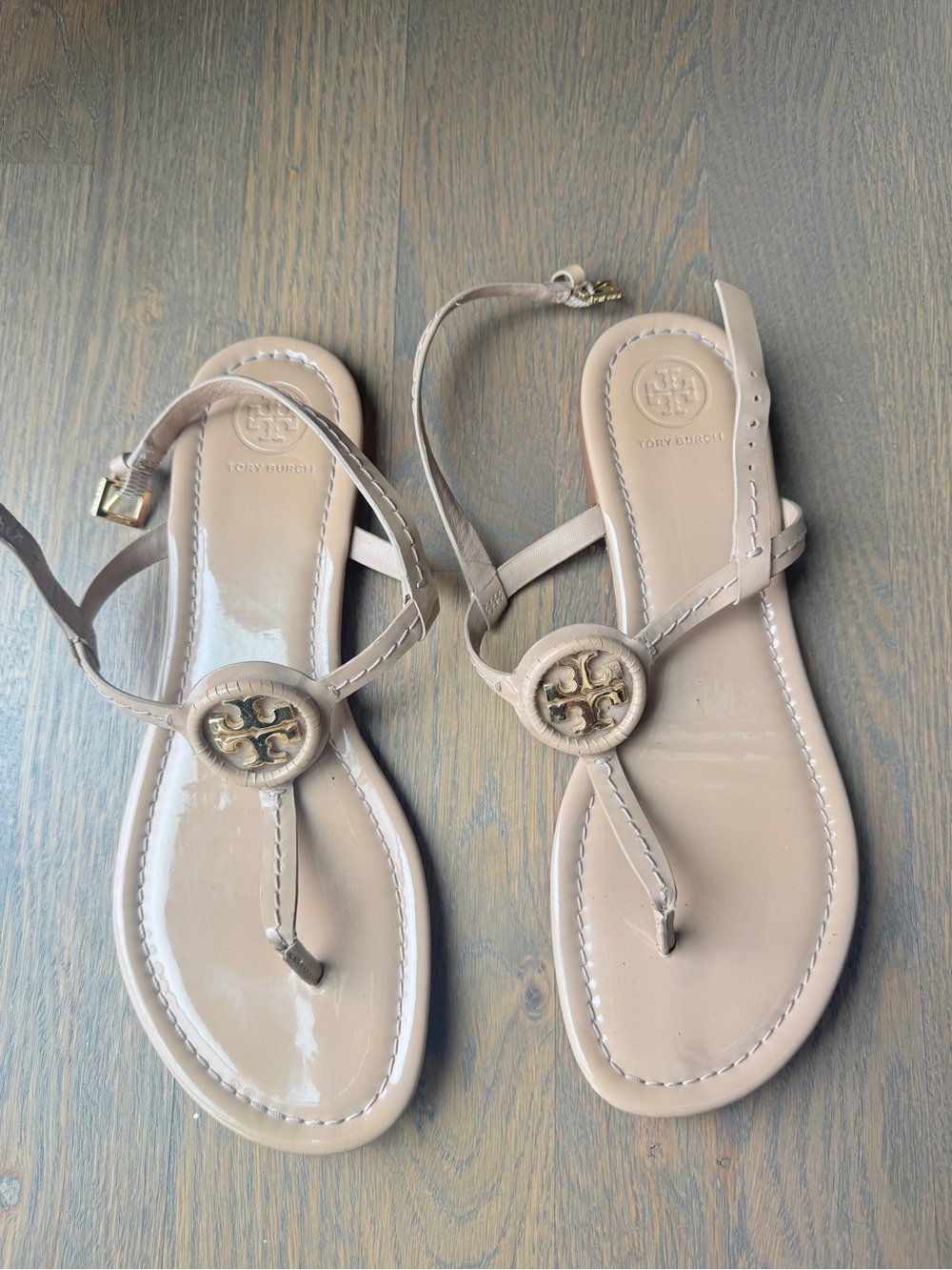Tory Burch Nude/Tan Miller Logo Thong Sandals - Picture 8 of 8